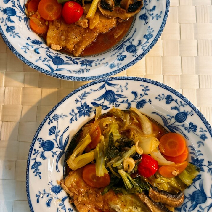 豚肉とお野菜のフライパンコンソメ煮